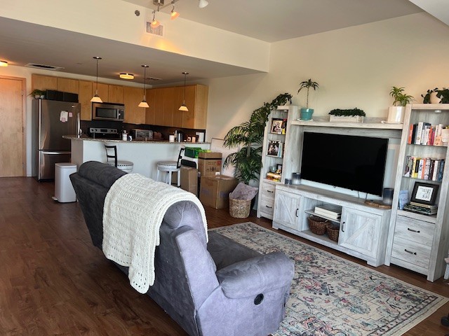 Livingroom Kitchen 806
